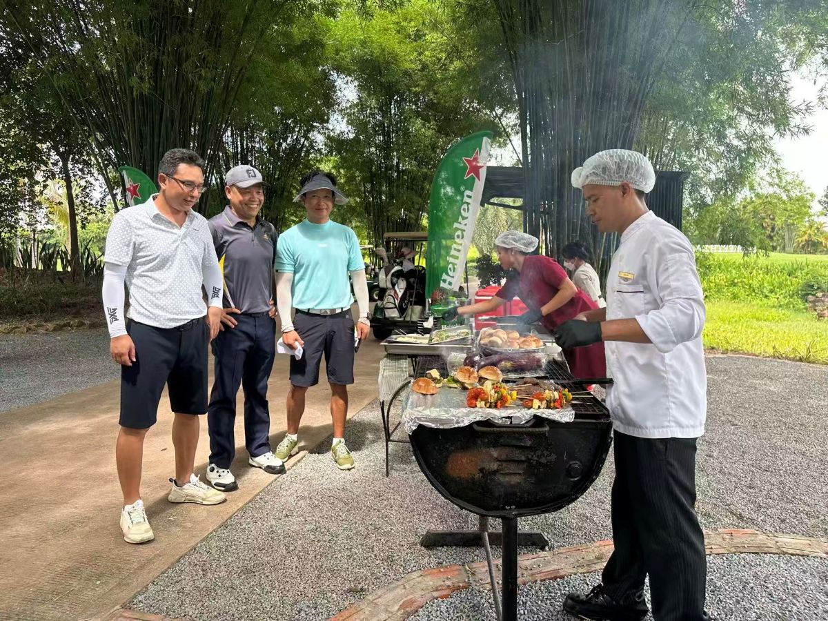 高尔夫球场接送